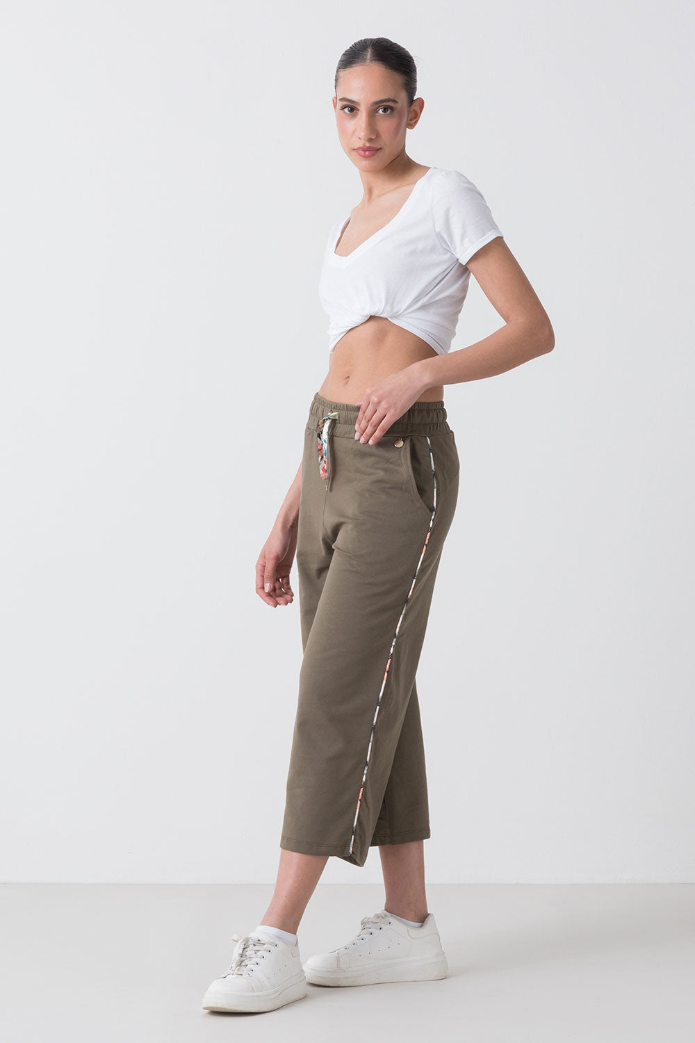 PANTALONE 7/8 IN FELPA FERMA