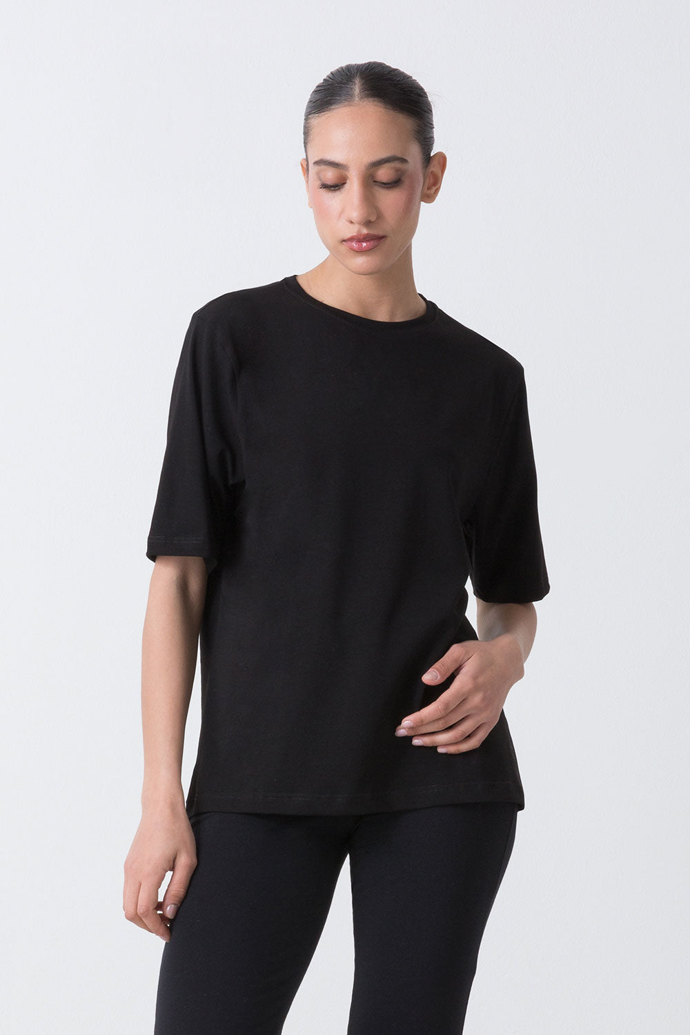 BASIC T-SHIRT IN JERSEY ELASTICIZZATO