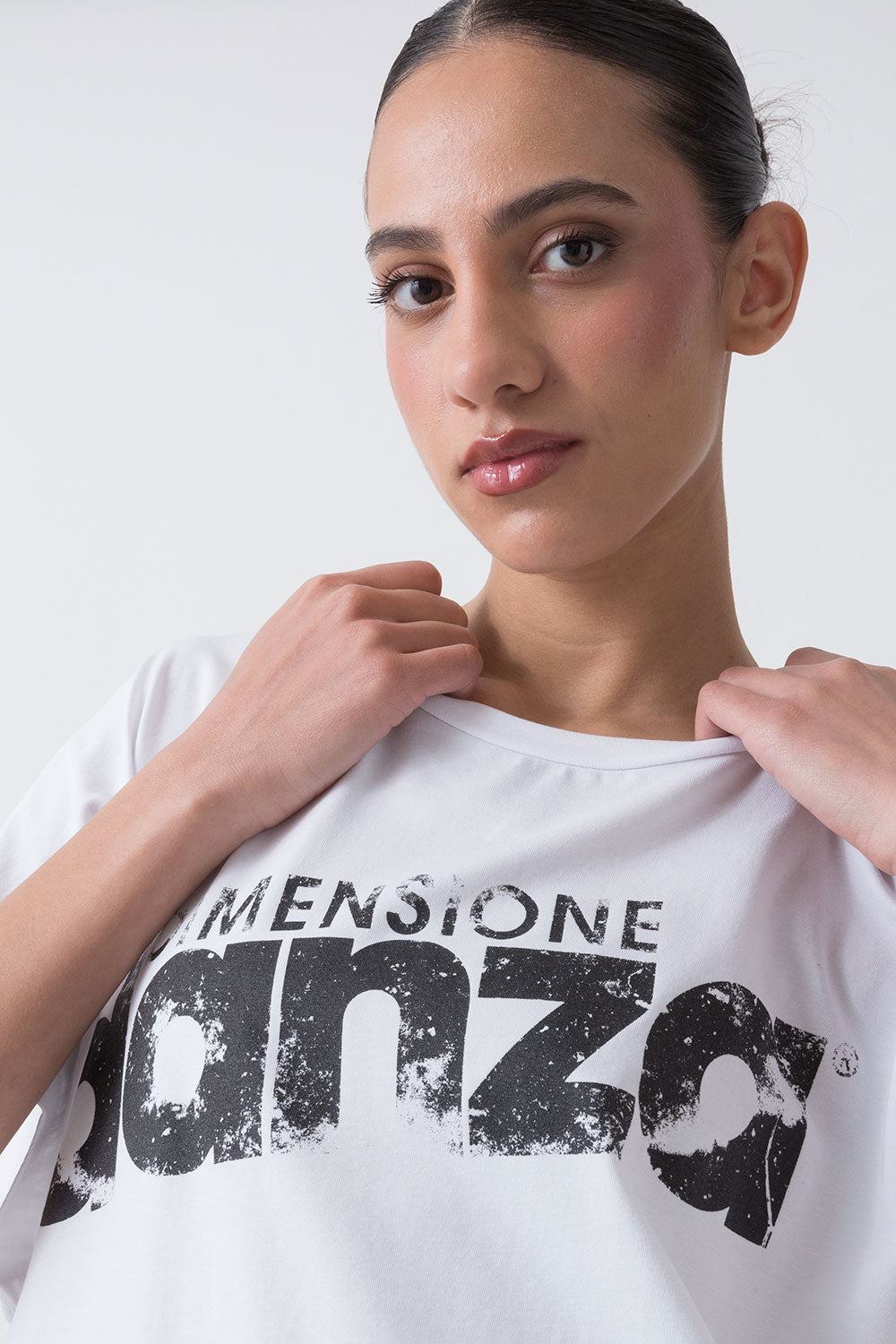 BALLET T-SHIRT ASIMMETRICA CON LOGO