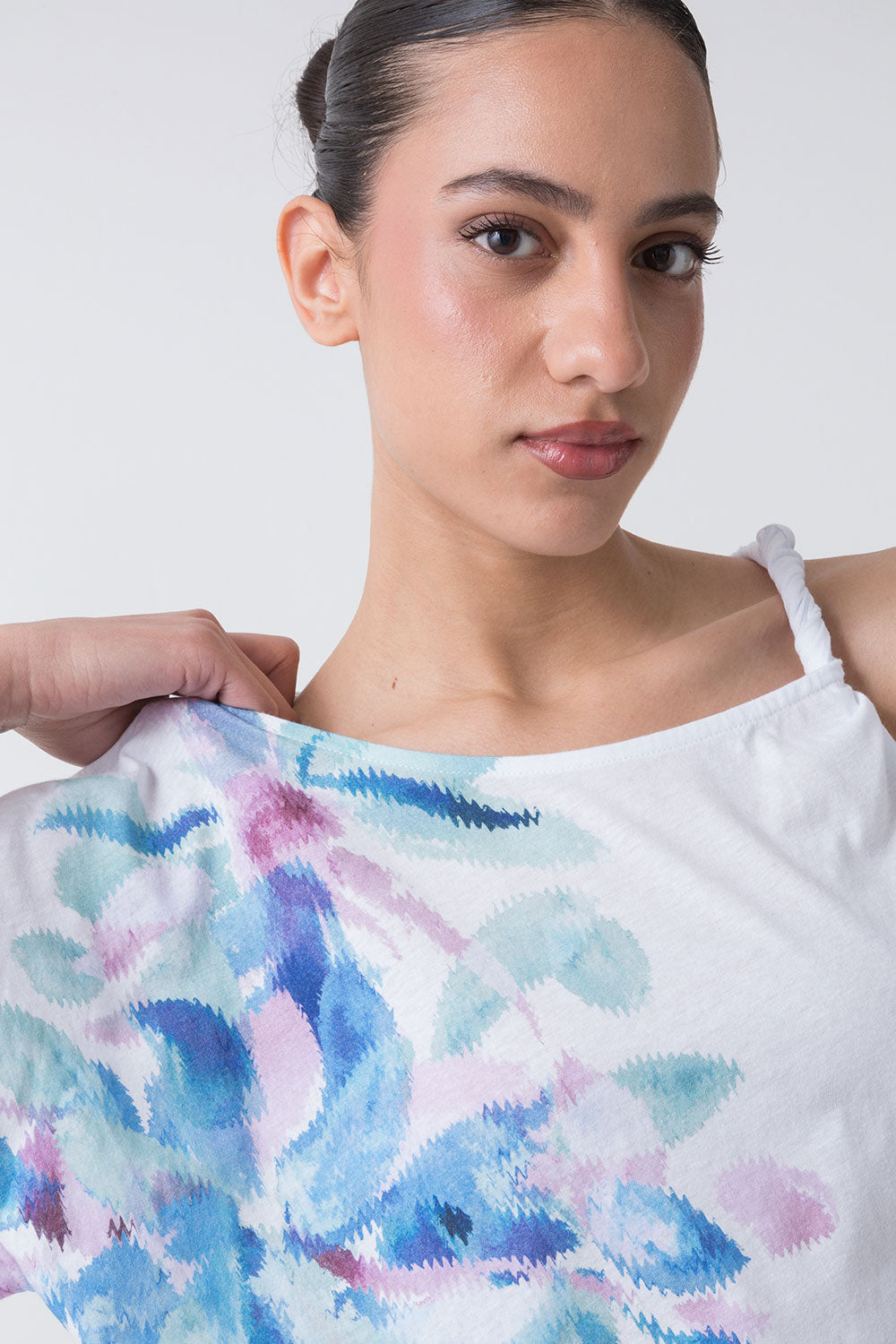 SUMMER T-SHIRT MONOSPALLA CON STAMPA FLOREALE