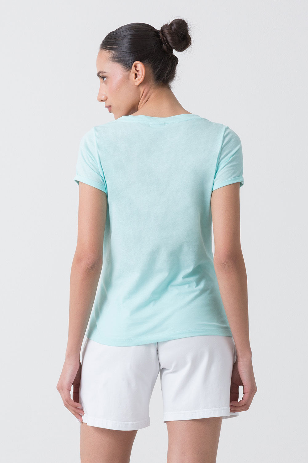 CITY T-SHIRT CON SCOLLO A V