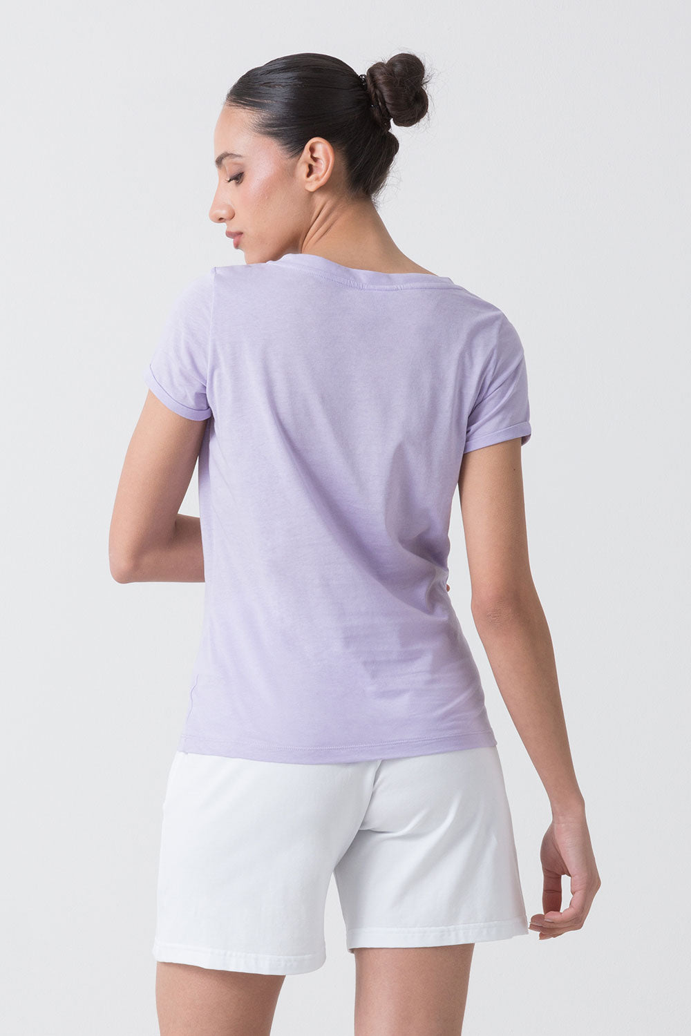 CITY T-SHIRT CON SCOLLO A V