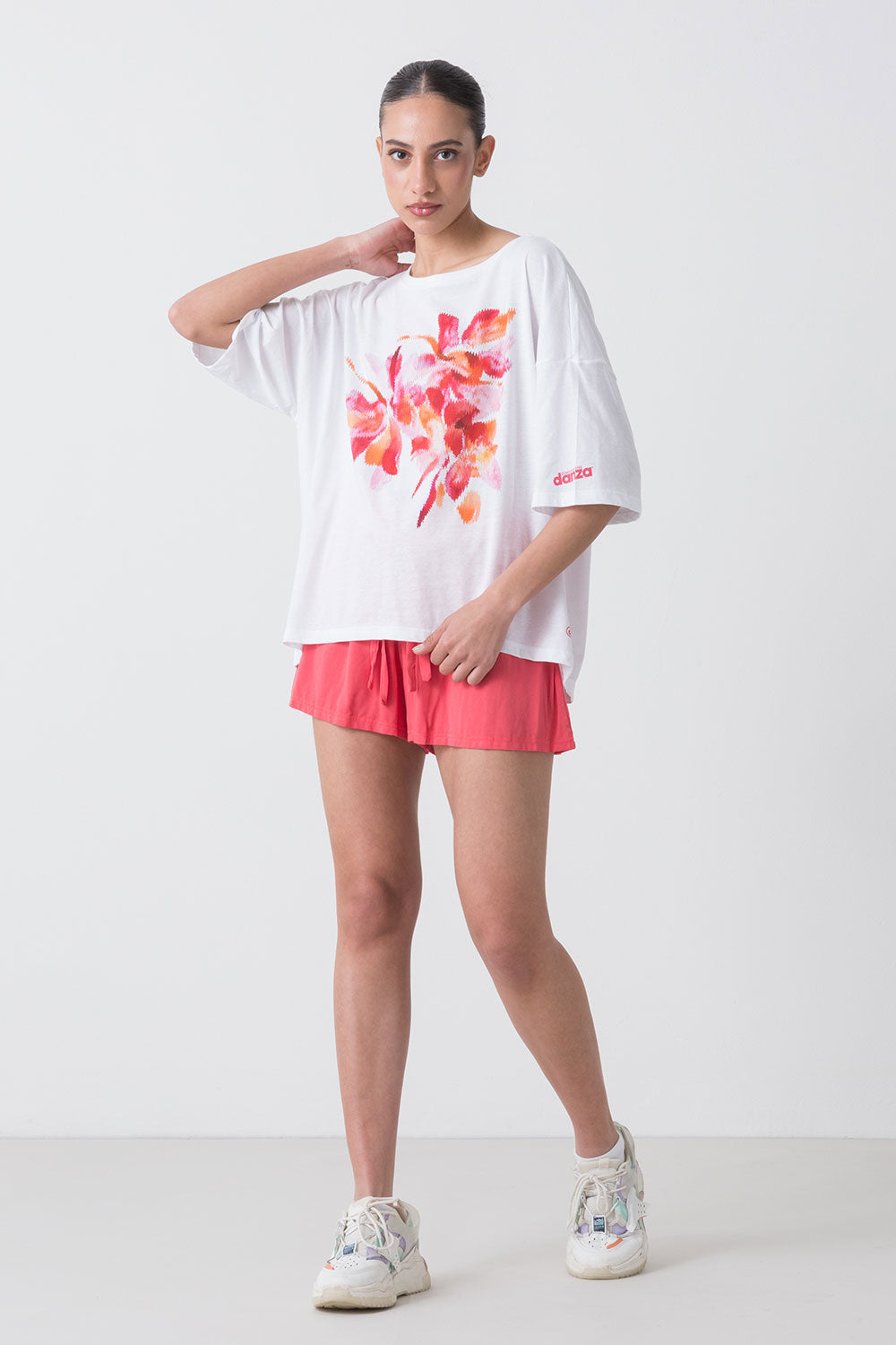 SUMMER T-SHIRT IN JERSEY LEGGERO CON GRAFICA FLOREALE