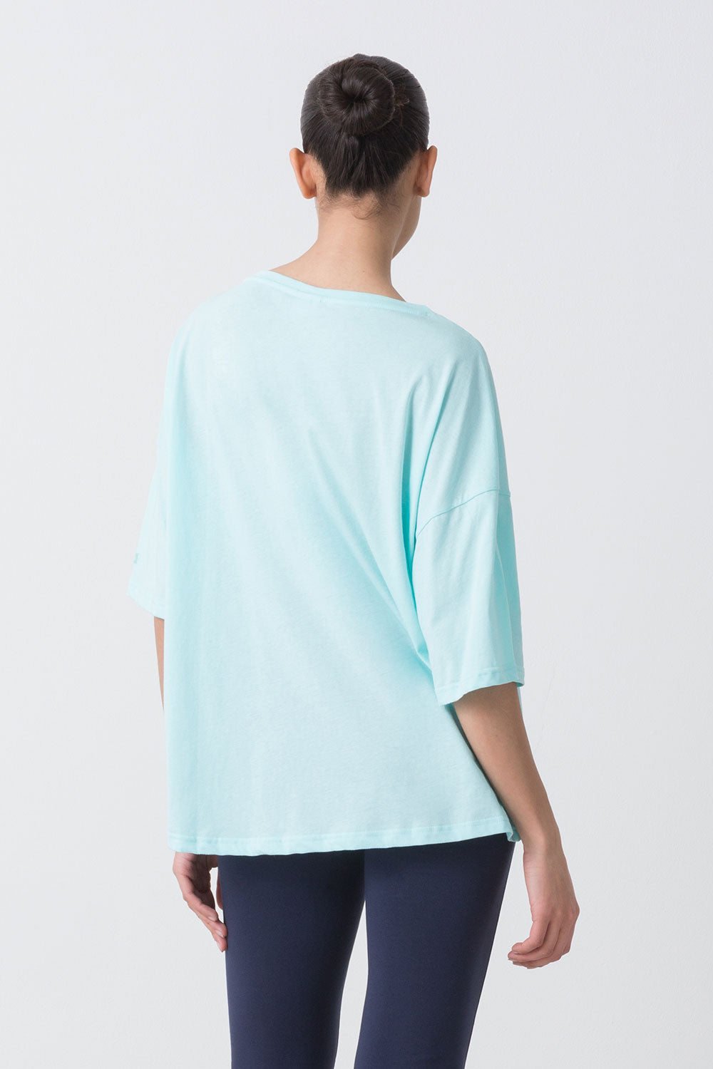 SUMMER T-SHIRT IN JERSEY LEGGERO CON GRAFICA FLOREALE