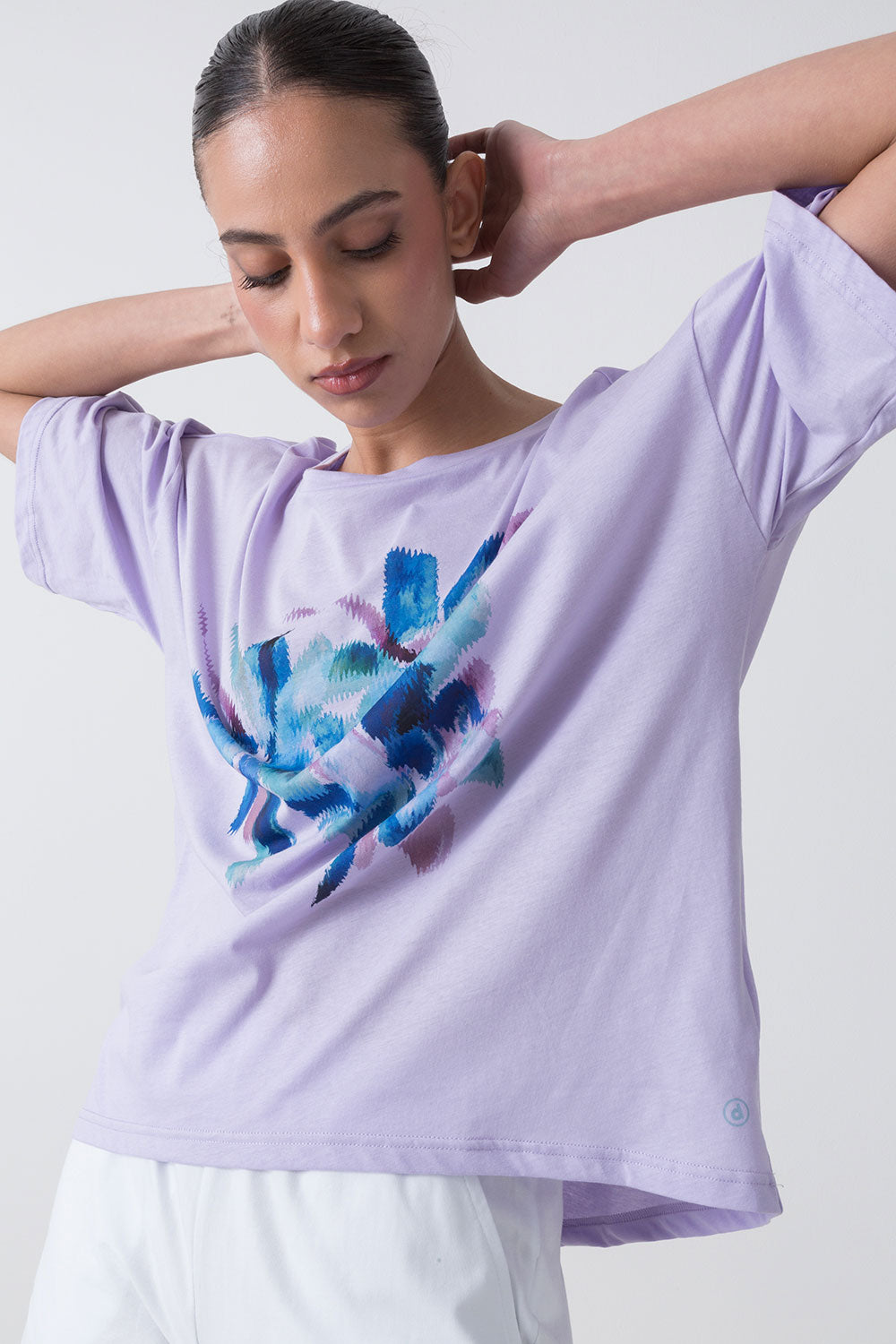 SUMMER T-SHIRT IN JERSEY LEGGERO CON GRAFICA FLOREALE