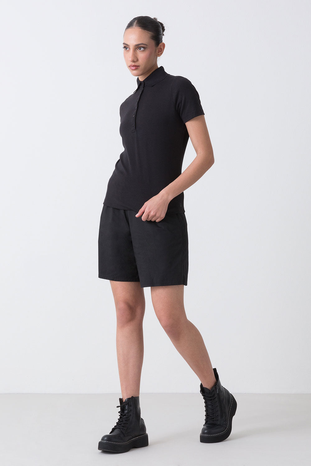 CITY POLO A MANICHE CORTE CON COLLETTO ALTO