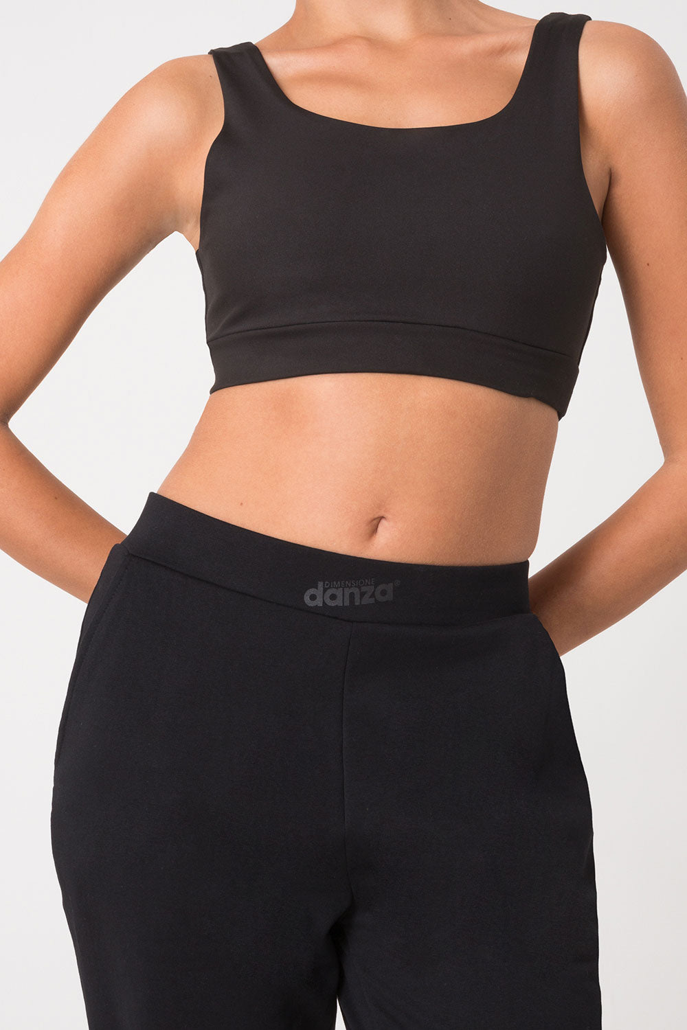 PANTALONE REGULAR FIT STRETTO AL FONDO