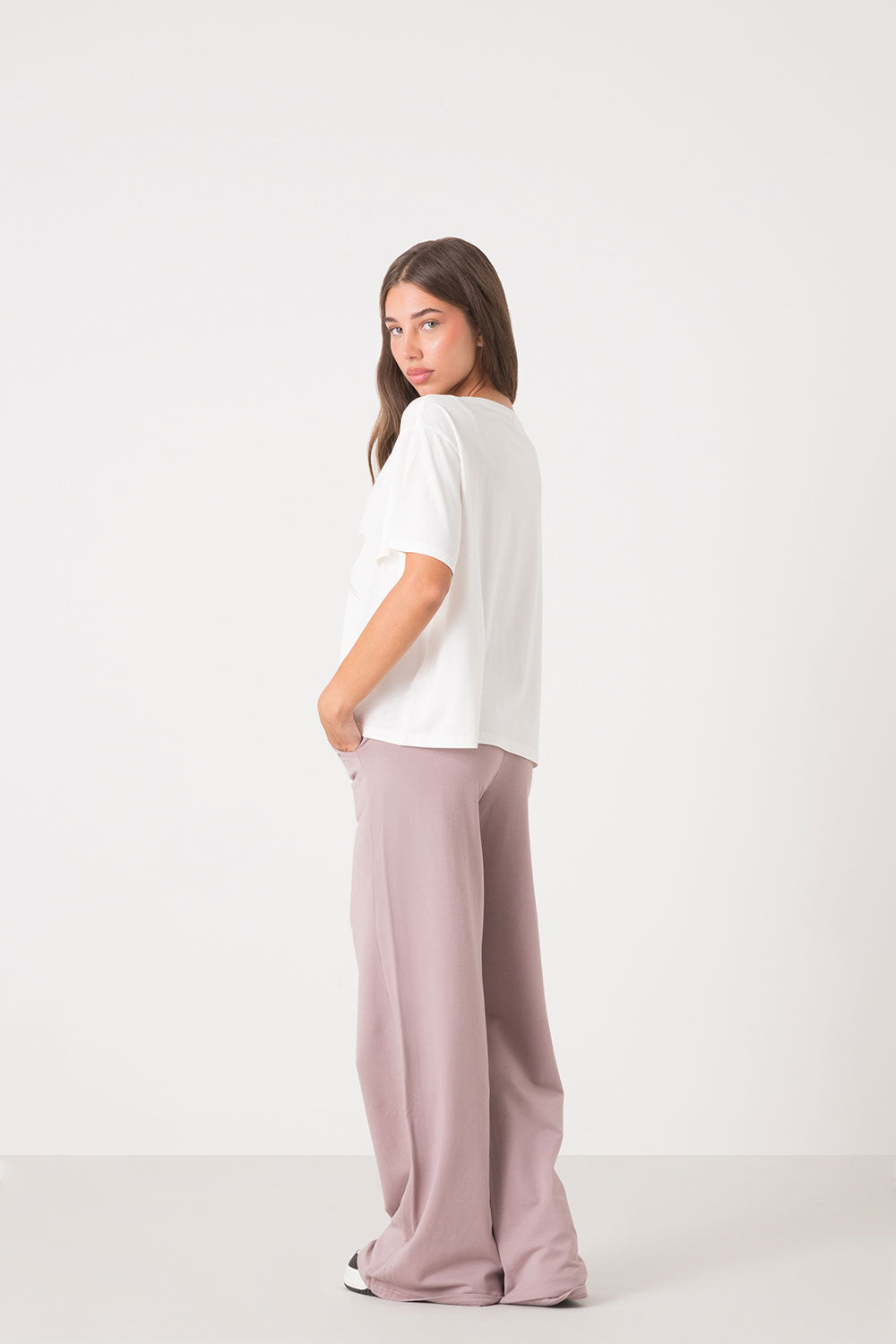 T-SHIRT OVER CON STAMPA TONO SU TONO