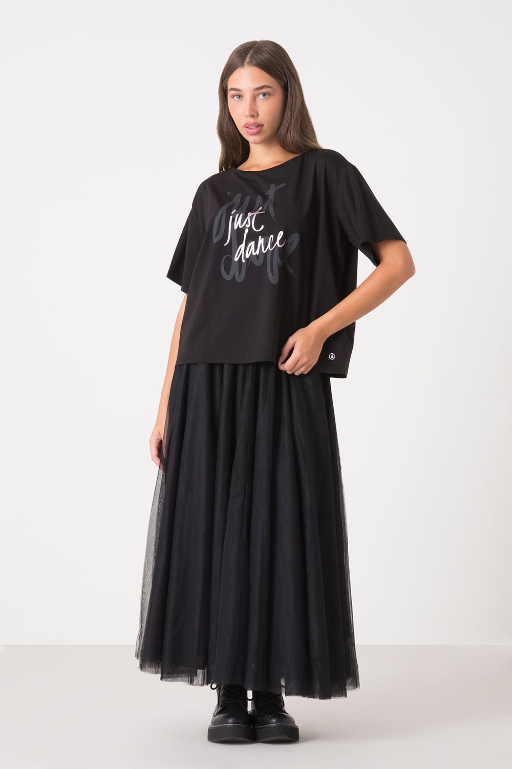 T-SHIRT OVER CON STAMPA TONO SU TONO