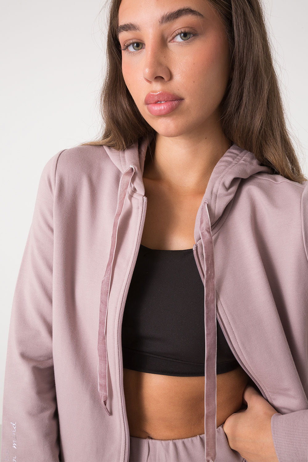 GIACCA FULL ZIP CON CAPPUCCIO