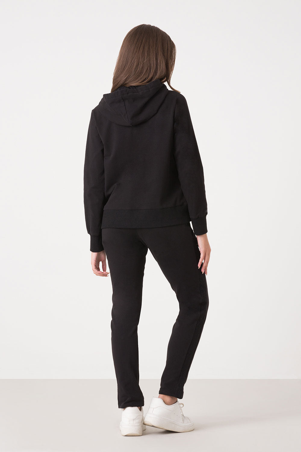 FELPA CAPPUCCIO ZIP CON STAMPA A CONTRASTO