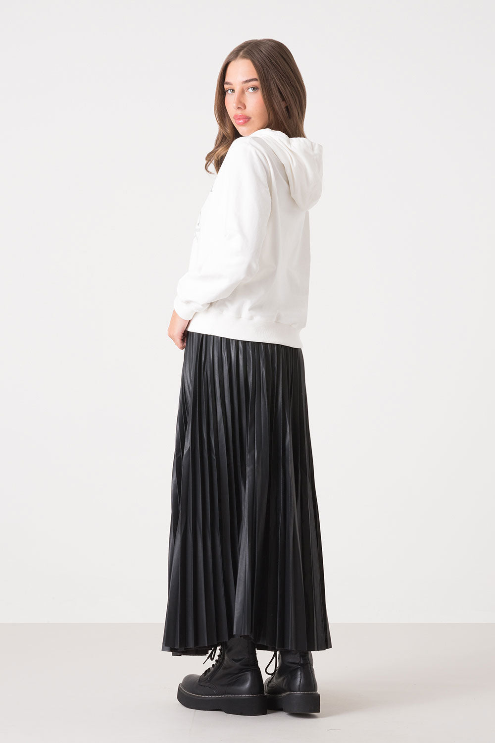 FELPA CAPUCCIO CON STAMPA A CONTRASTO