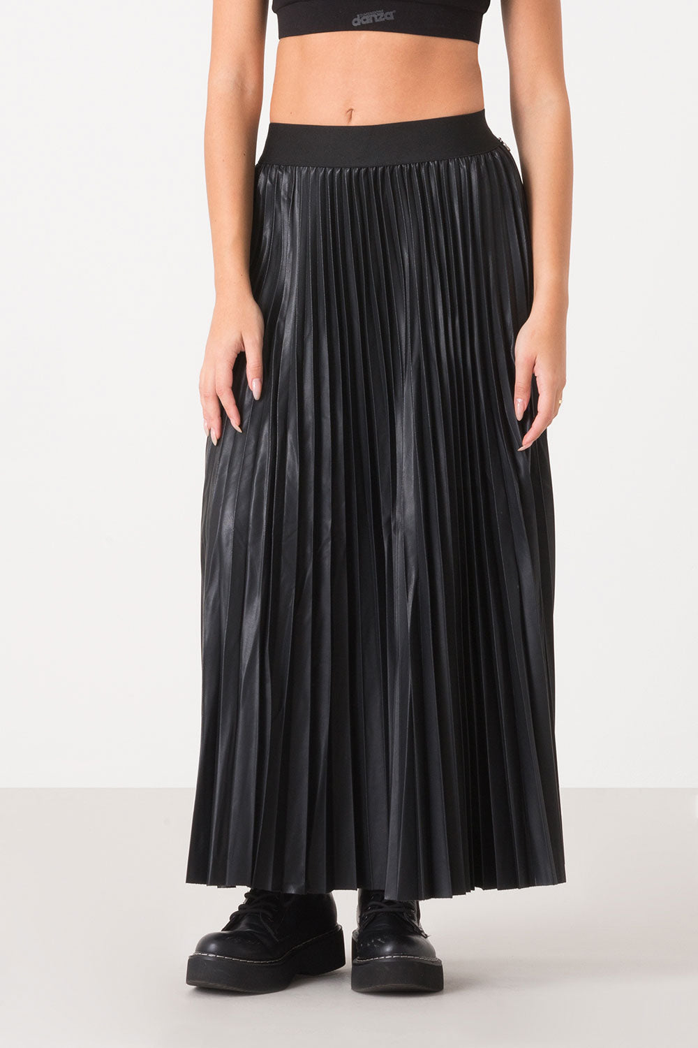 GONNA LUNGA PLISSETTATA IN ECO PELLE