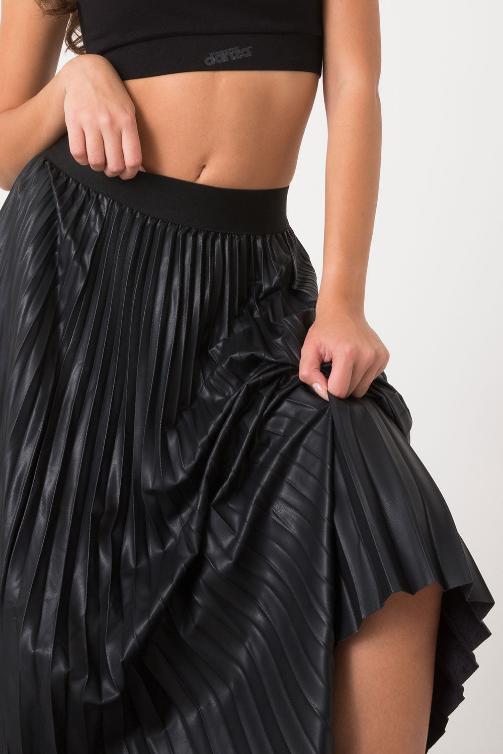 GONNA LUNGA PLISSETTATA IN ECO PELLE