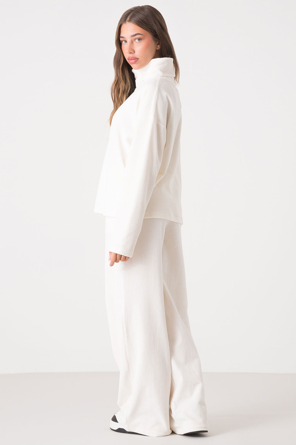 LUPETTO LEGGERO VELLUTO A COSTE