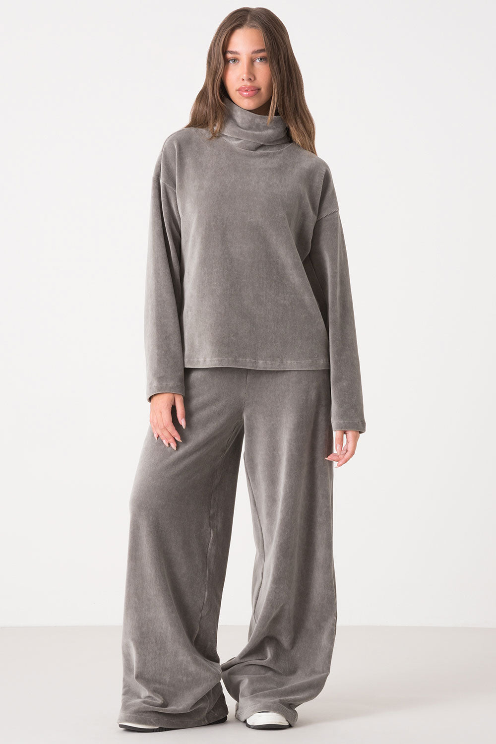 LUPETTO LEGGERO VELLUTO A COSTE