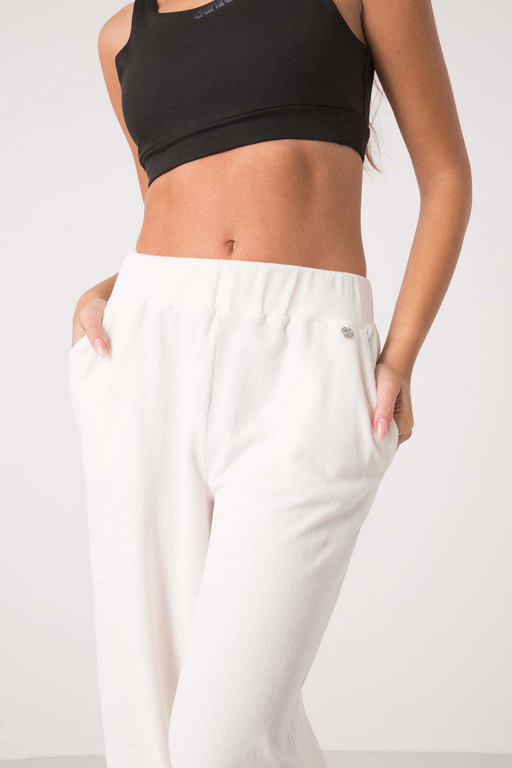 PANTALONE AMPIO IN VELLUTO LEGGERO A COSTE