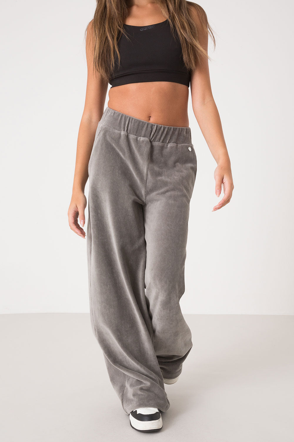 PANTALONE AMPIO IN VELLUTO LEGGERO A COSTE