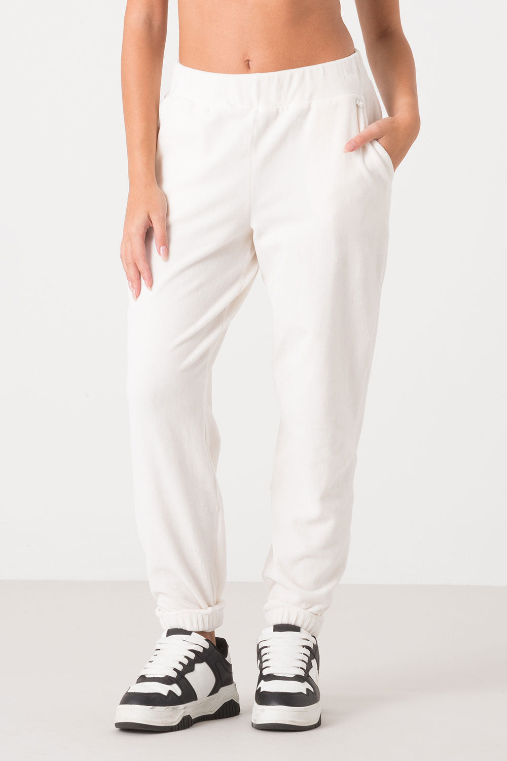 PANTALONE IN VELLUTO A COSTE CON ELASTICO AL FONDO