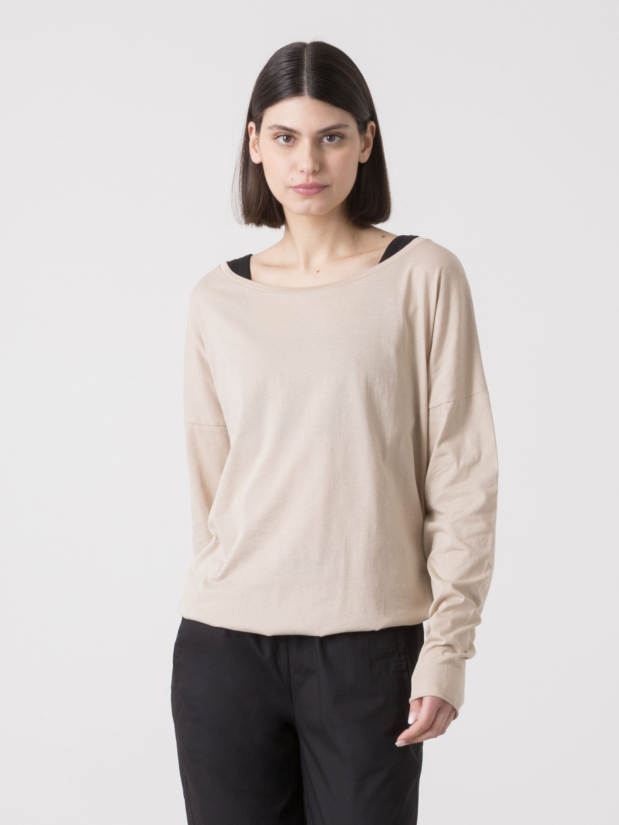 DÁMSKÉ TRIČKO DIMENSIONE DANZA Z ŽERZEJE S DLOUHÝM RUKÁVEM A LODIČKOVÝM VÝSTŘIHEM