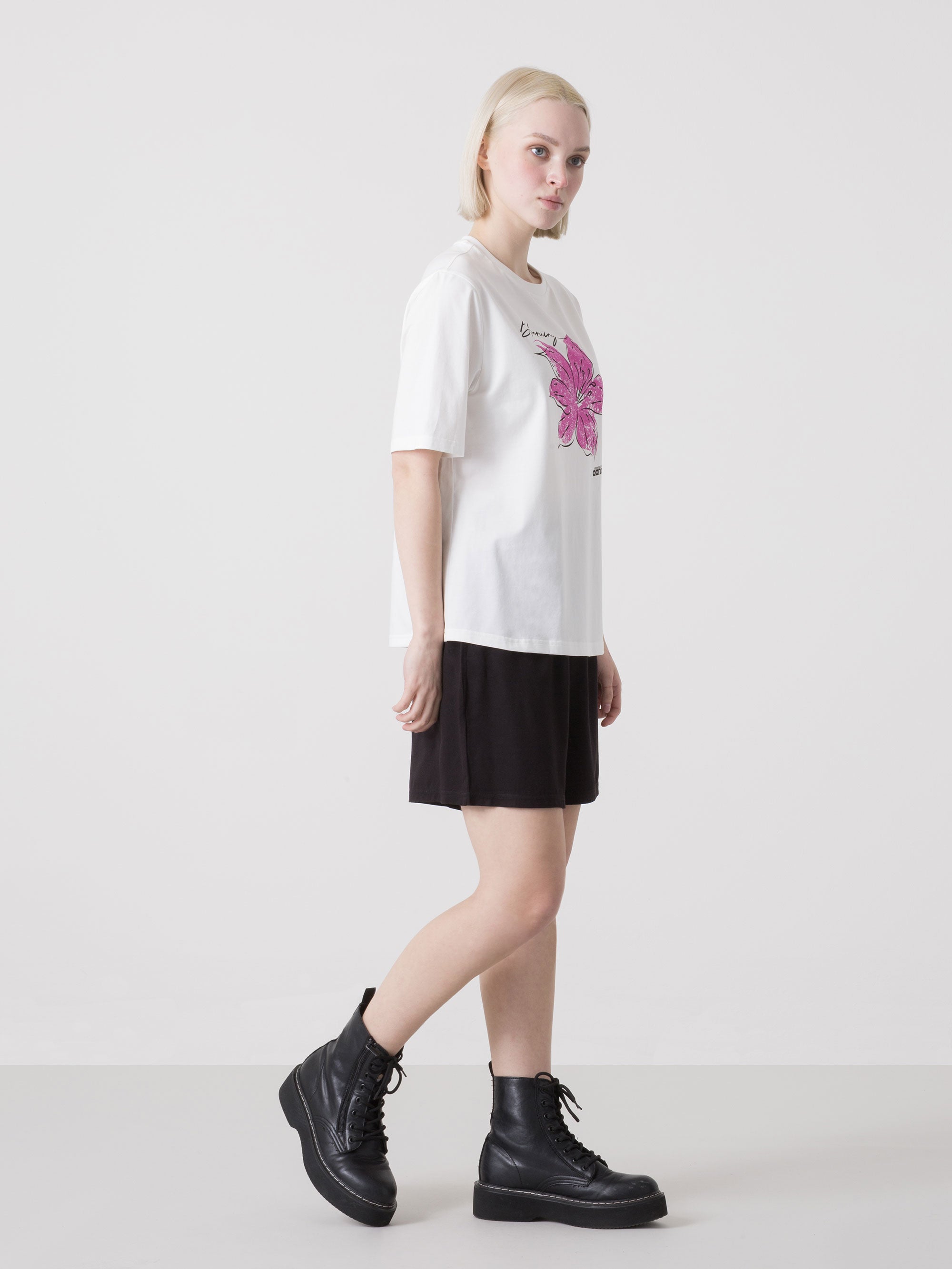 ŽENSKA T-SHIRT MAJICA DIMENSIONE DANZA OD STRETCH MODALA S CVJETNIM PRINTOM SPRIJEDA