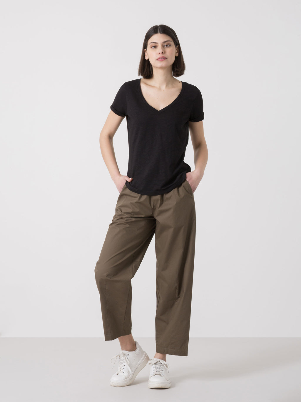 T-SHIRT DONNA DIMENSIONE DANZA IN SLUB JERSEY CON SCOLLO A V