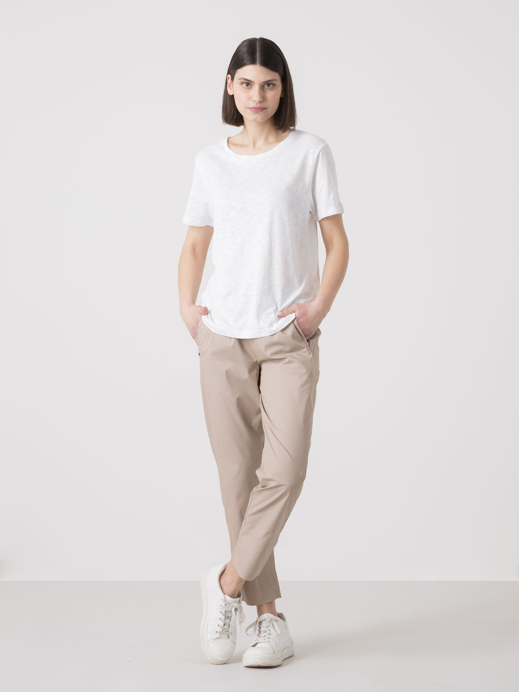 CAMISETA DE MUJER DIMENSIONE DANZA EN SLUB JERSEY REGULAR FIT CON CUELLO REDONDO