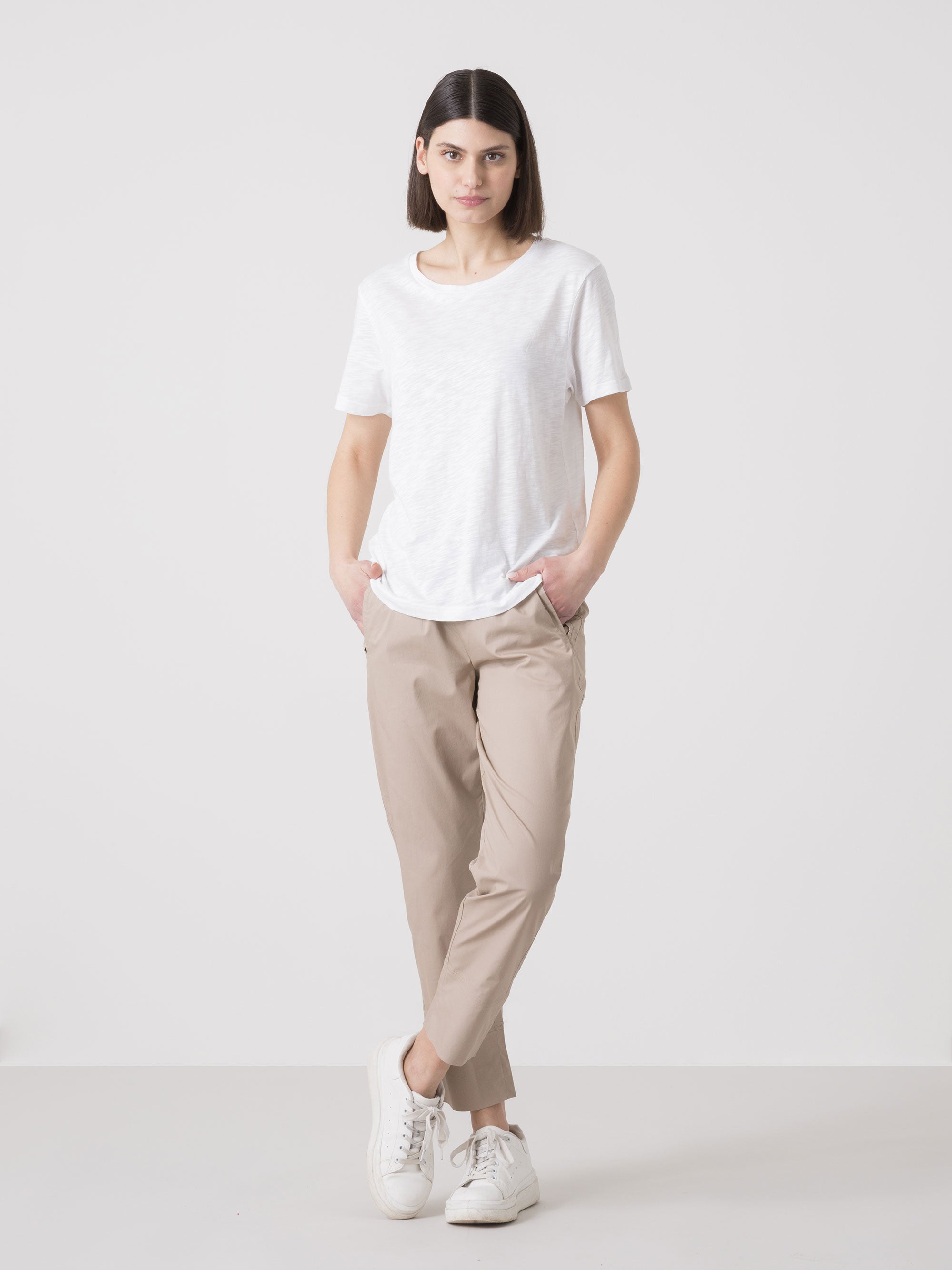 CAMISETA DE MUJER DIMENSIONE DANZA EN SLUB JERSEY REGULAR FIT CON CUELLO REDONDO