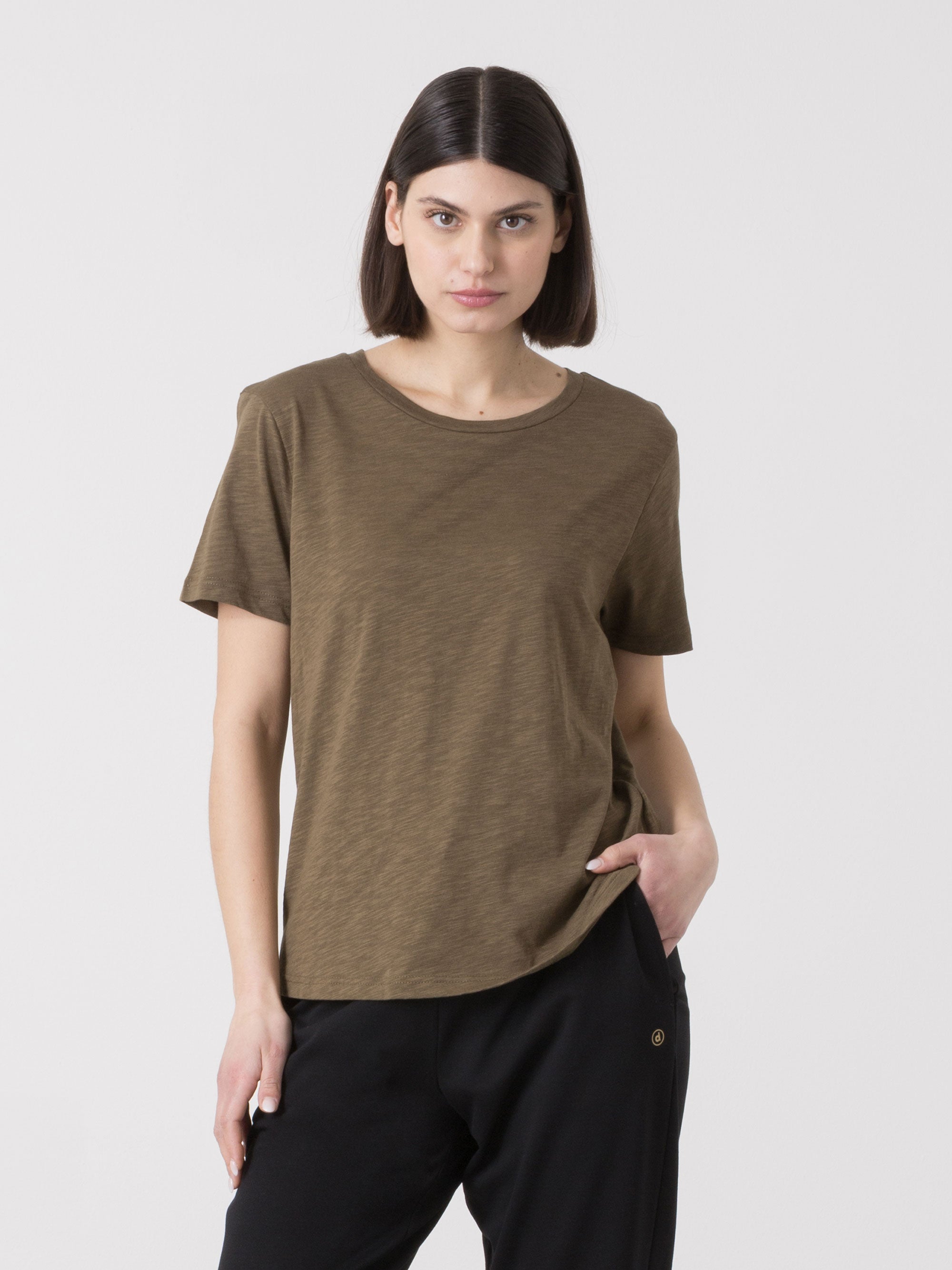 CAMISETA DE MUJER DIMENSIONE DANZA EN SLUB JERSEY REGULAR FIT CON CUELLO REDONDO