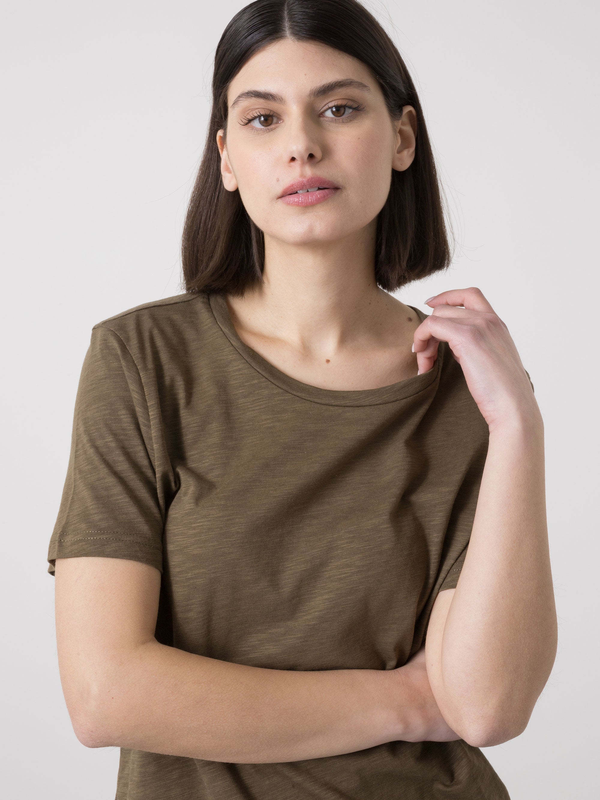 CAMISETA DE MUJER DIMENSIONE DANZA EN SLUB JERSEY REGULAR FIT CON CUELLO REDONDO