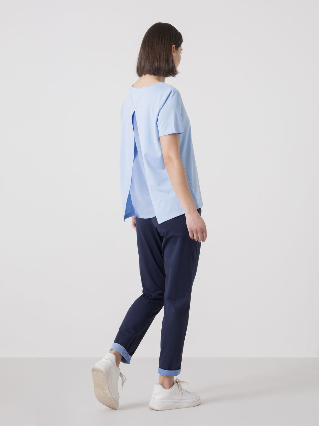 DAME-T-SHIRT FRA DIMENSIONE DANZA I STRETCH MODAL JERSEY MED BAGINDSATS I GEORGETTE