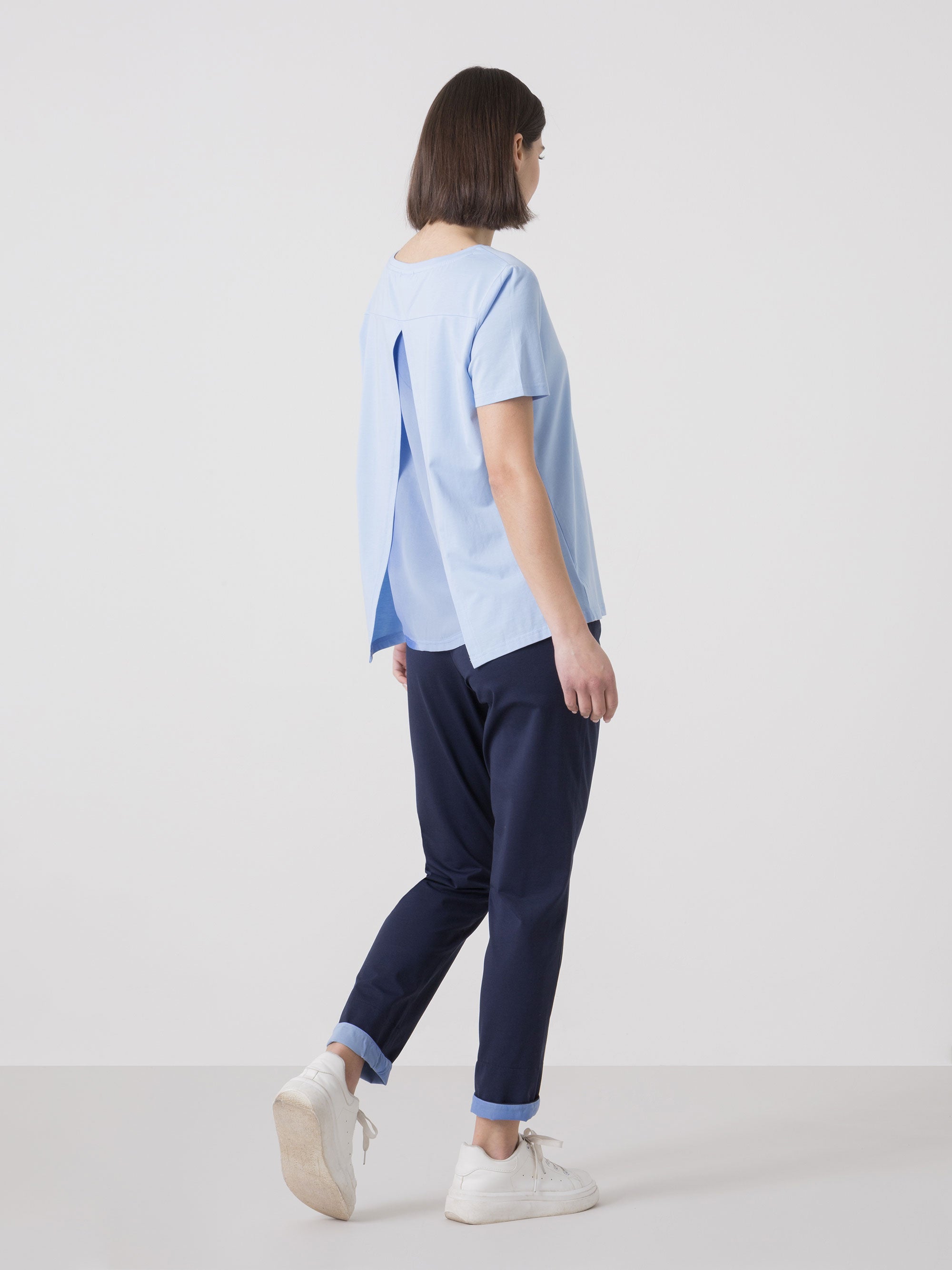 DAME-T-SHIRT FRA DIMENSIONE DANZA I STRETCH MODAL JERSEY MED BAGINDSATS I GEORGETTE
