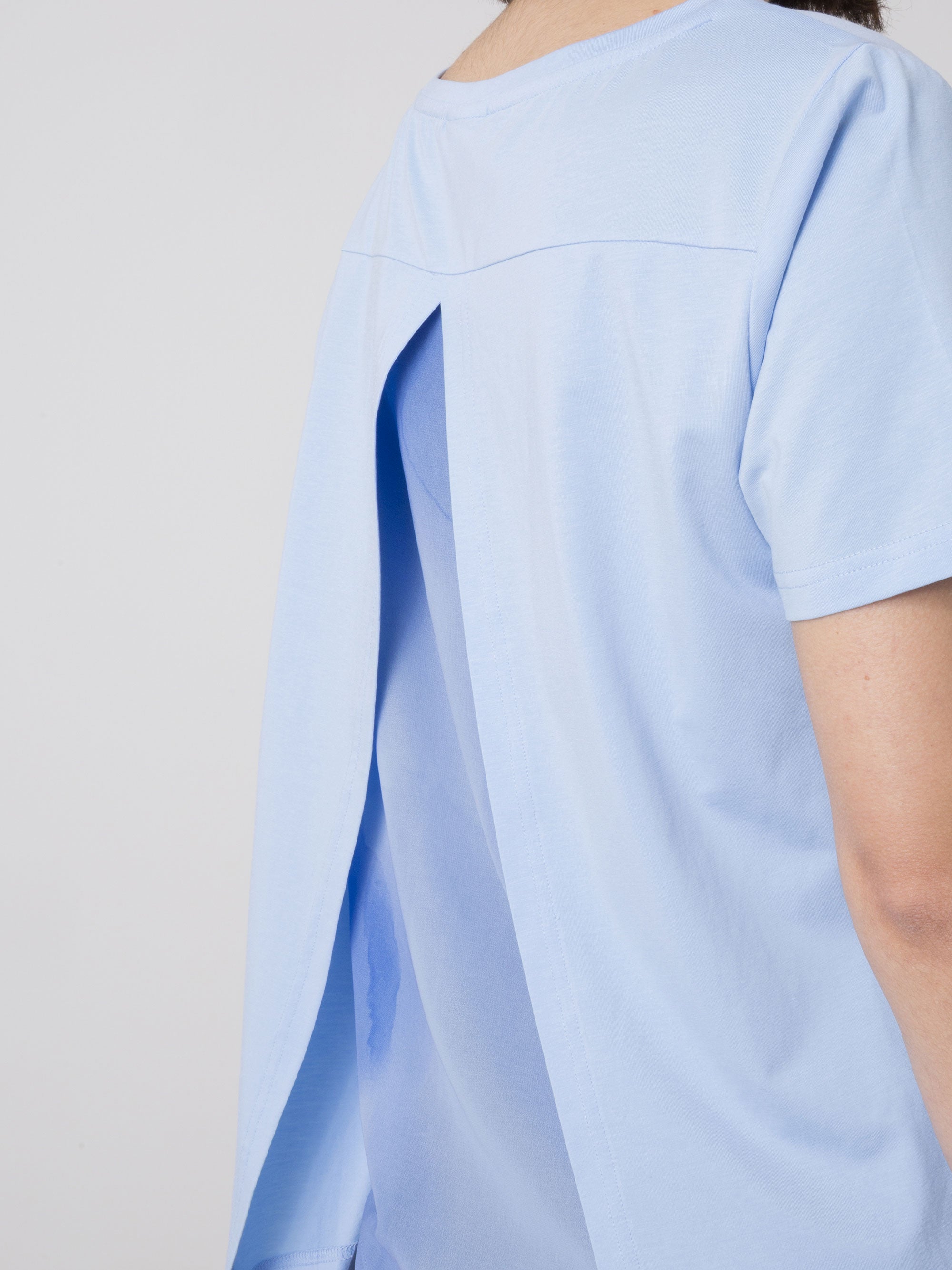 DAME-T-SHIRT FRA DIMENSIONE DANZA I STRETCH MODAL JERSEY MED BAGINDSATS I GEORGETTE