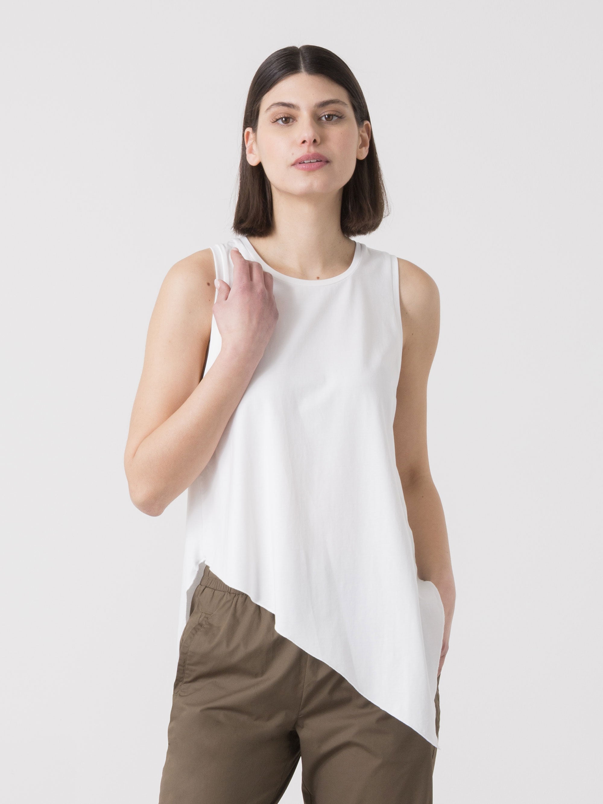 DIMENSIONE DANZA ASYMETRICKÝ DÁMSKÝ TANK TOP Z PRUŽNÉHO MODALOVÉHO ŽERZEJE