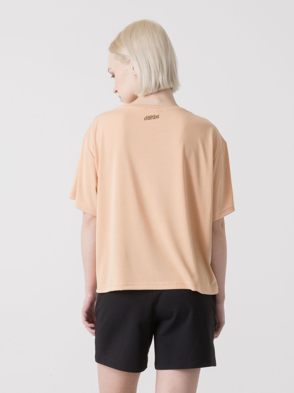T-SHIRT DONNA IN VISCOSA CON LOGO FRONTALE IN RASO DIMENSIONE DANZA