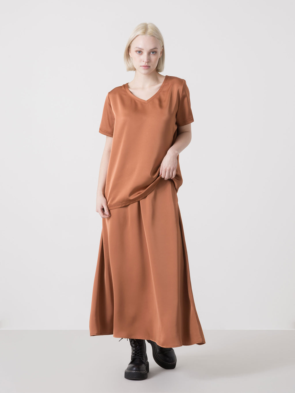 T-SHIRT SATINATA TAN-NISA DIMENSIONE DANZA B’GHONQ V U REGULAR FIT