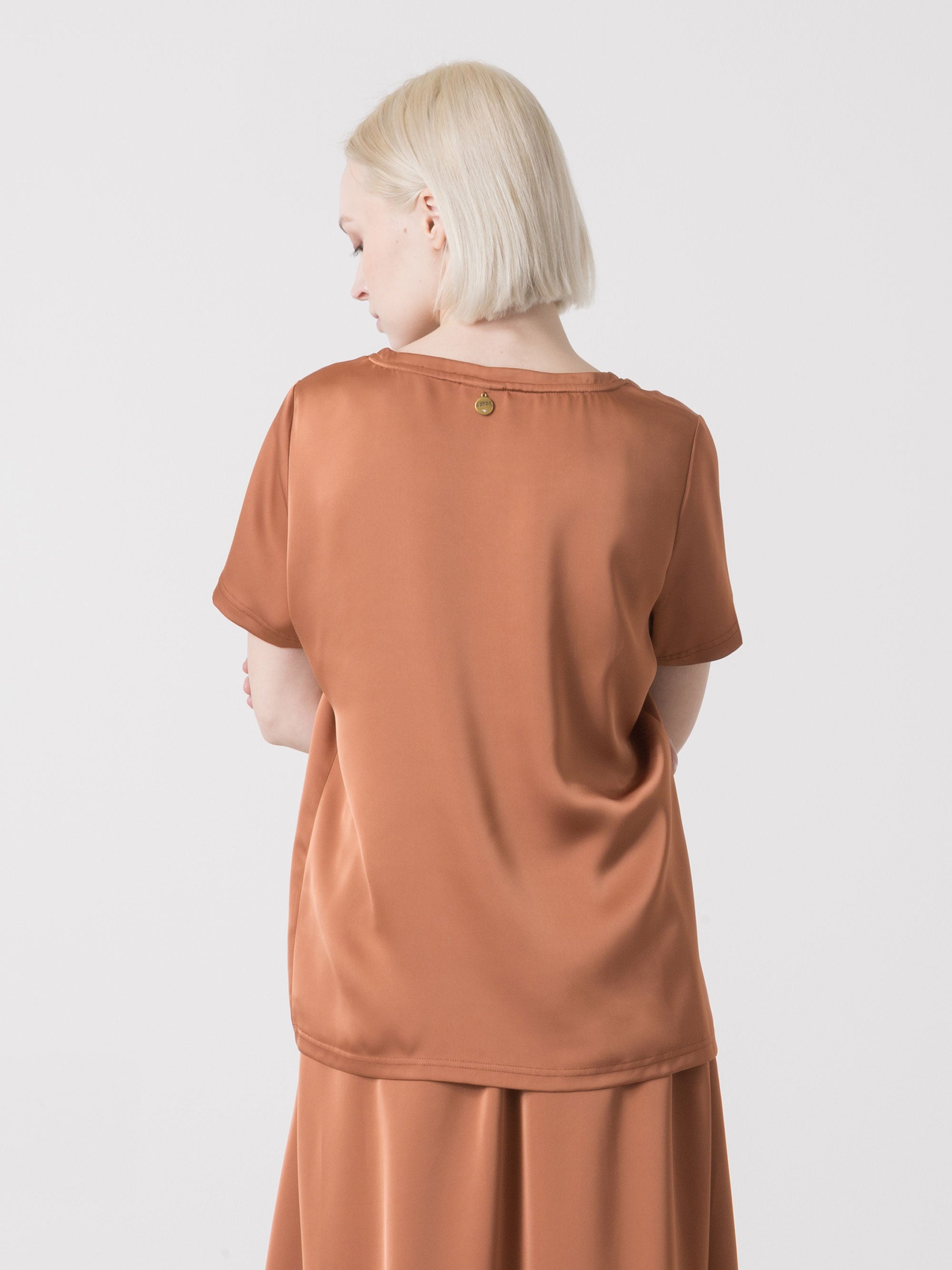 T-SHIRT SATINATA TAN-NISA DIMENSIONE DANZA B’GHONQ V U REGULAR FIT