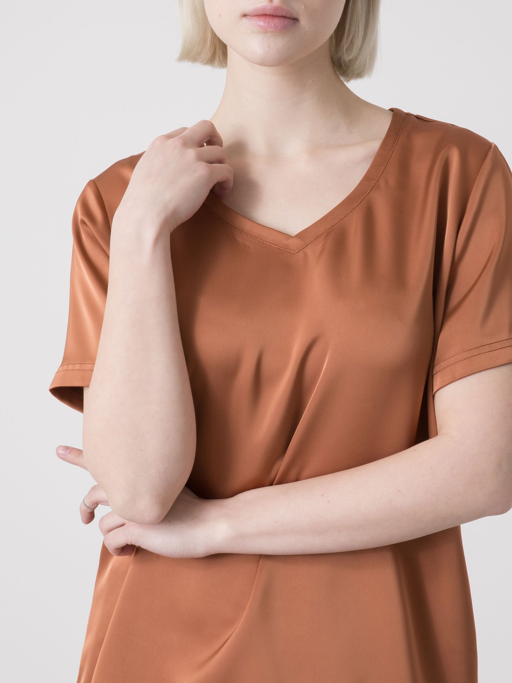 T-SHIRT SATINATA TAN-NISA DIMENSIONE DANZA B’GHONQ V U REGULAR FIT