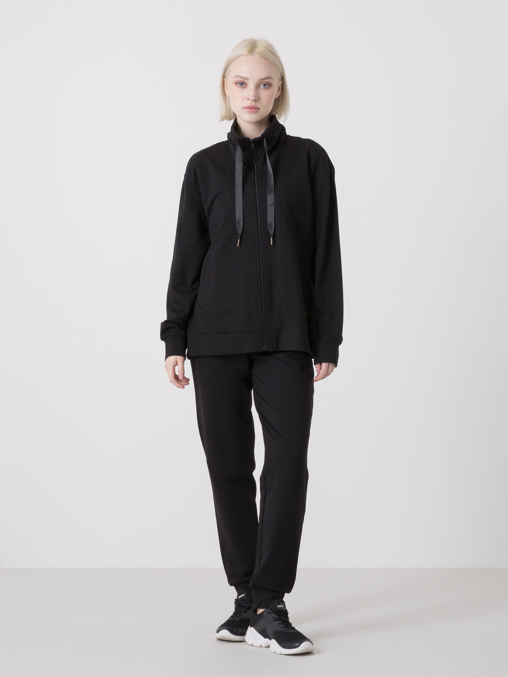 DÁMSKÁ MIKINA FULL ZIP Z MODALU DIMENSIONE DANZA OVERSIZE S VYSOKÝM LÍMCEM A SATÉNOVÝM DETAIL