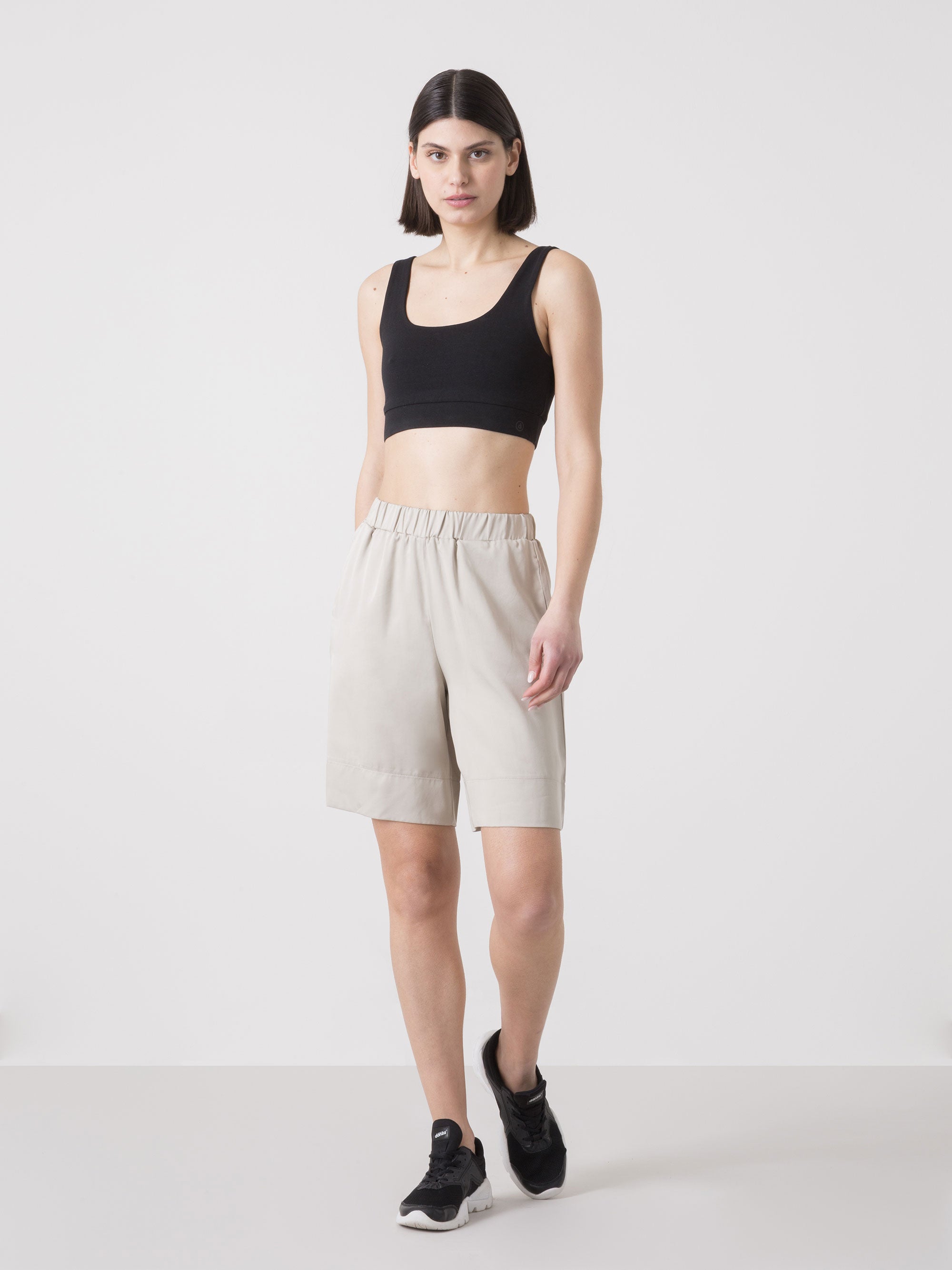 DIMENSIONE DANZA BERMUDA DONNA IN TENCEL CON VITA ELASTICA E TASCHE LATERALI