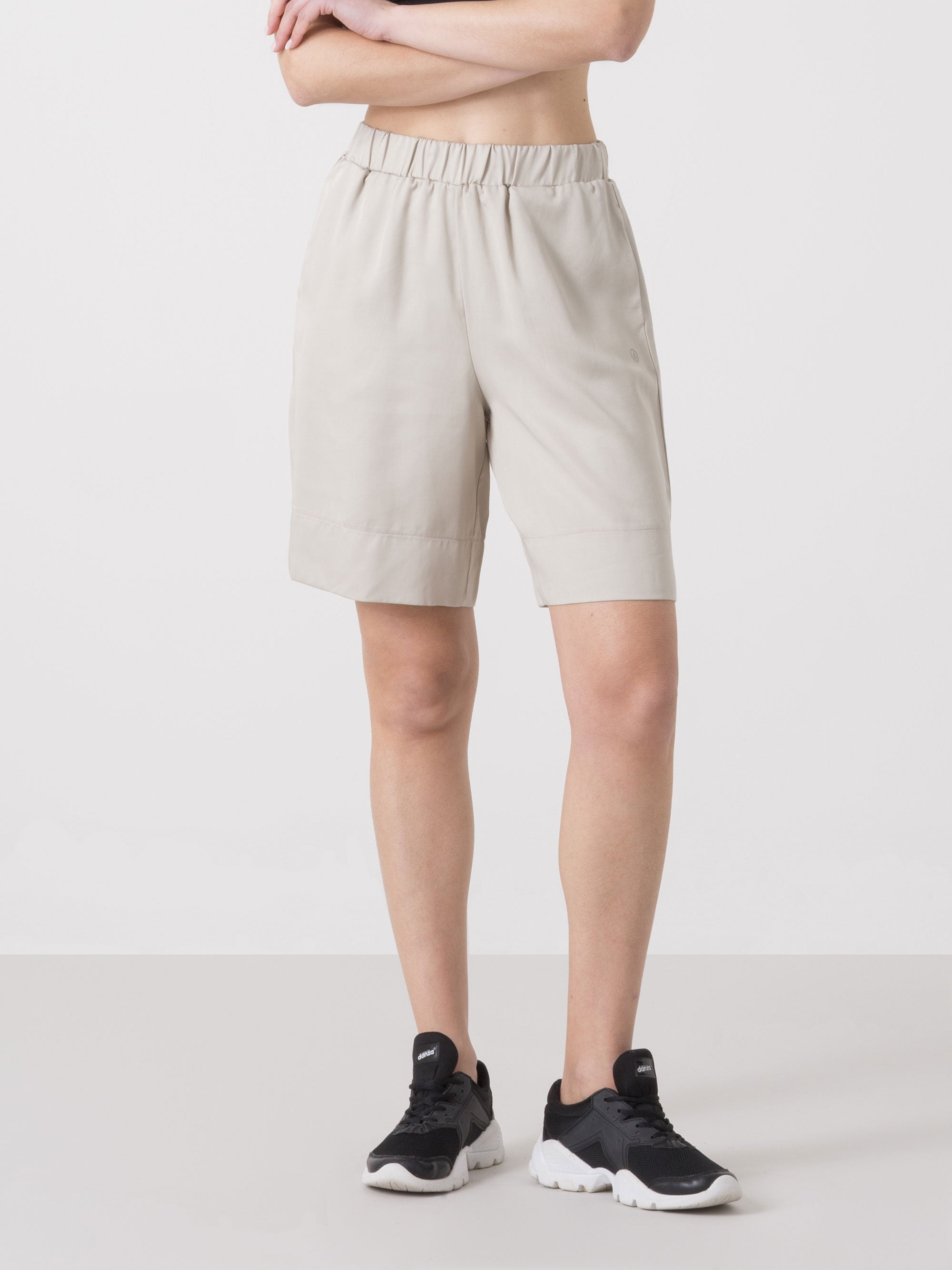 DIMENSIONE DANZA BERMUDA DONNA IN TENCEL CON VITA ELASTICA E TASCHE LATERALI