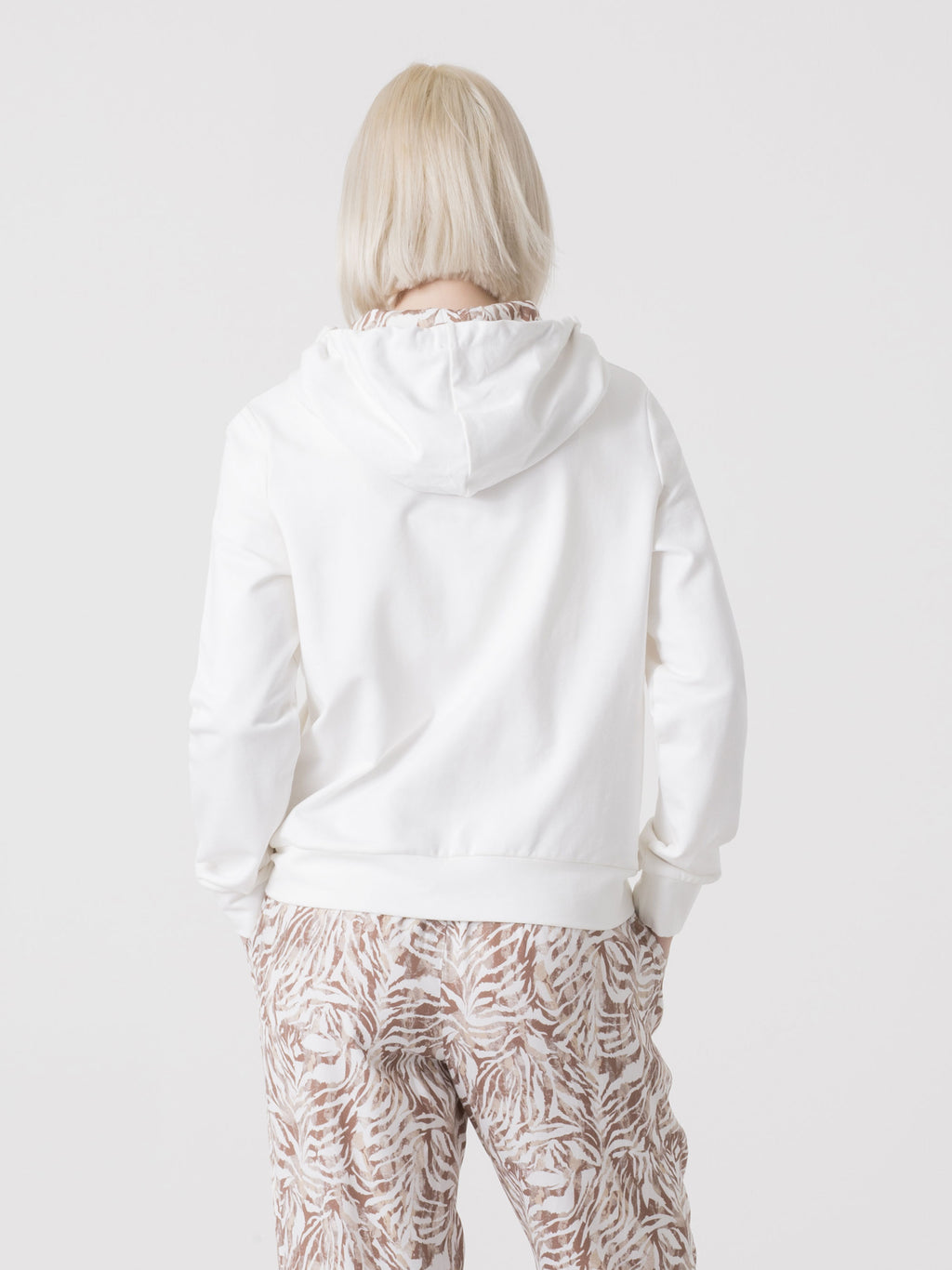 DIMENSIONE DANZA NAISTEN TÄYSVETOKETJULLINEN HUPPARI, STRETCH JA ANIMALIER-YKSITYISKOHDAT