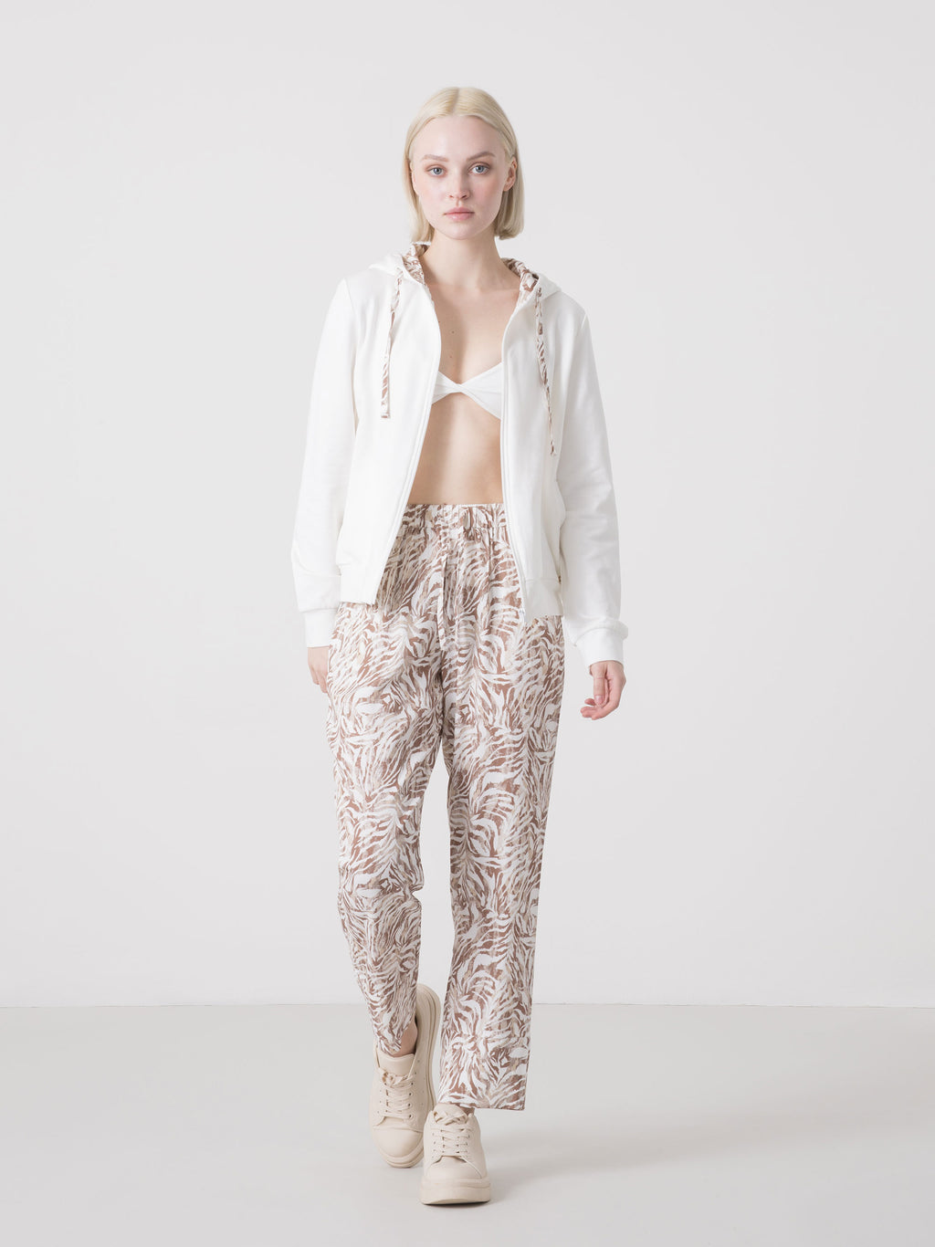 DIMENSIONE DANZA NAISTEN TÄYSVETOKETJULLINEN HUPPARI, STRETCH JA ANIMALIER-YKSITYISKOHDAT