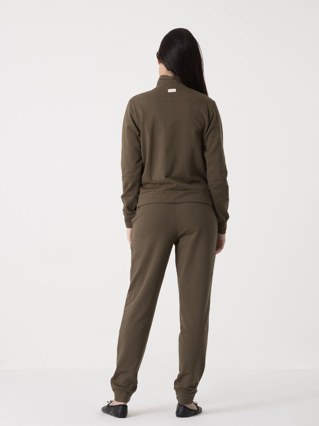 Item image: 41D100F98    Color: GQ00    