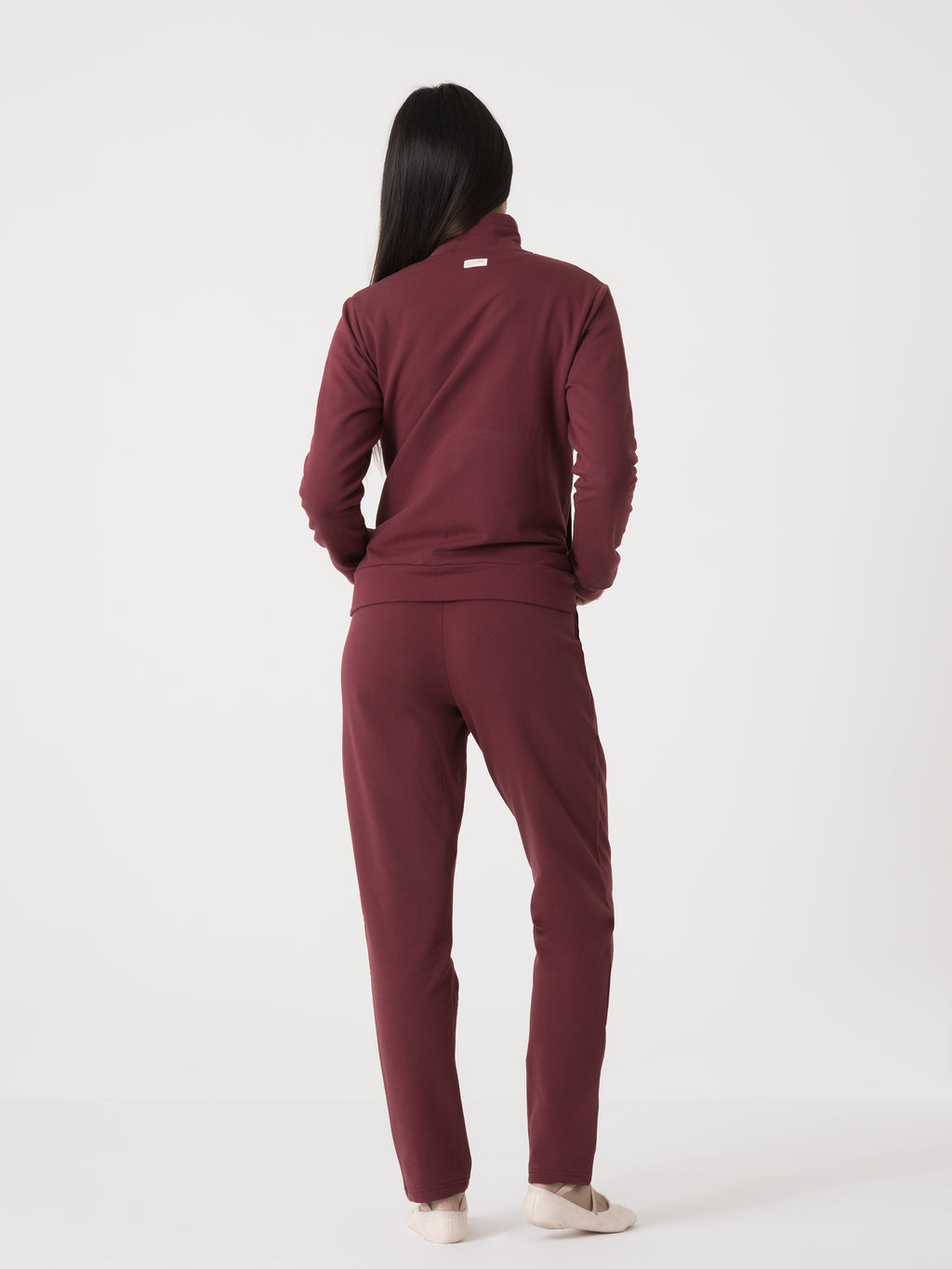 Item image: 41D100F98    Color: R900    