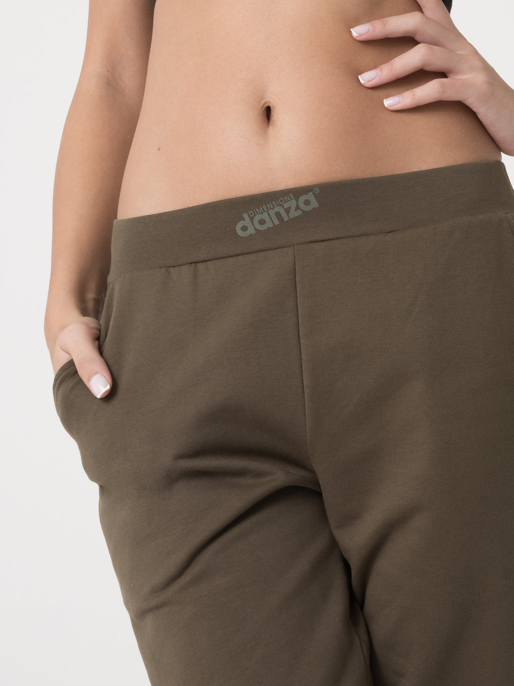 Item image: 41D101F98P   Color: GQ00    