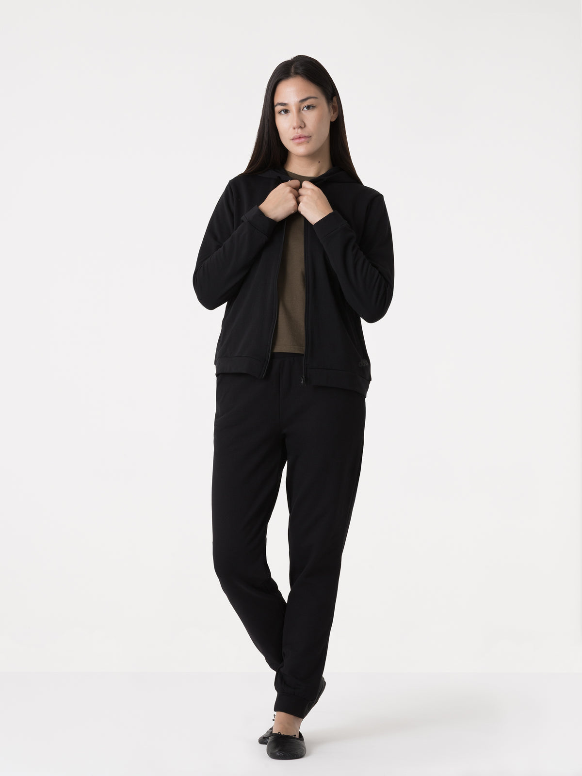 Item image: 41D101F98    Color: 2000    