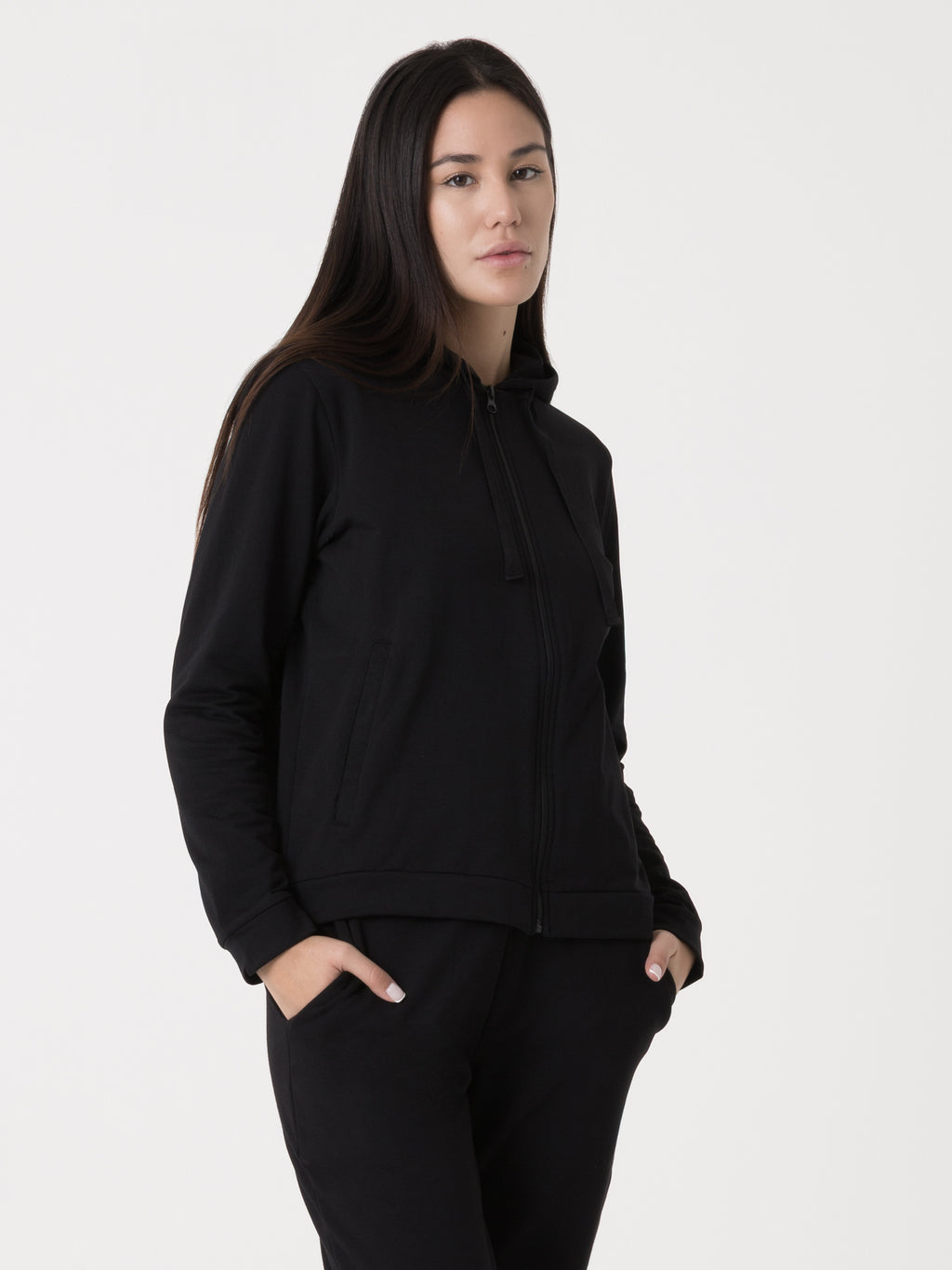 Item image: 41D101F98    Color: 2000    