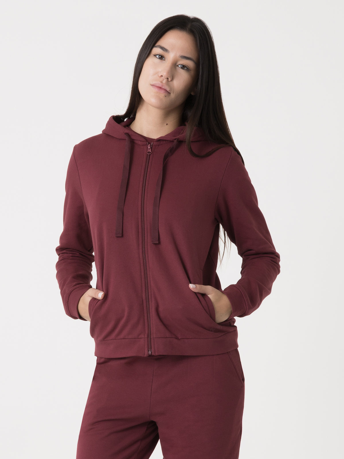 Item image: 41D101F98    Color: R900    