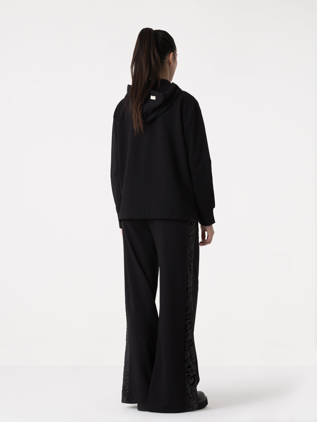Item image: 41D116F98    Color: 2000    